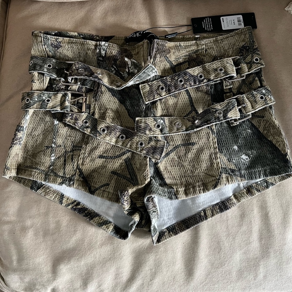 New! Fashion Nova Camouflage Cargo Shorts with Belt Details